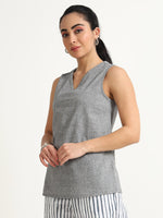V neck Straight Sleeveless top