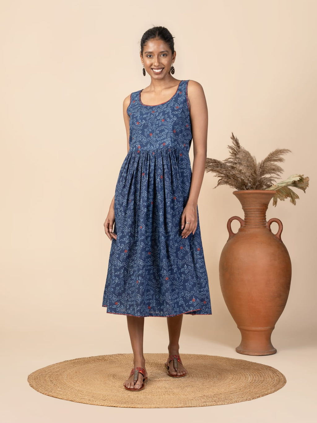 Tiny vine dress