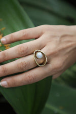 Moonstone adjustable brass band