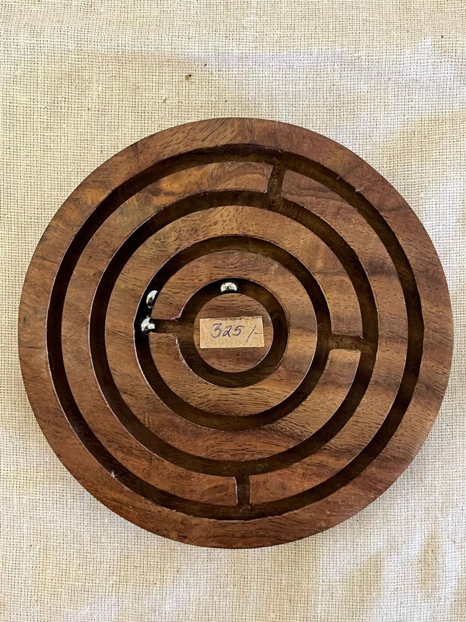 Seesham wood maze game