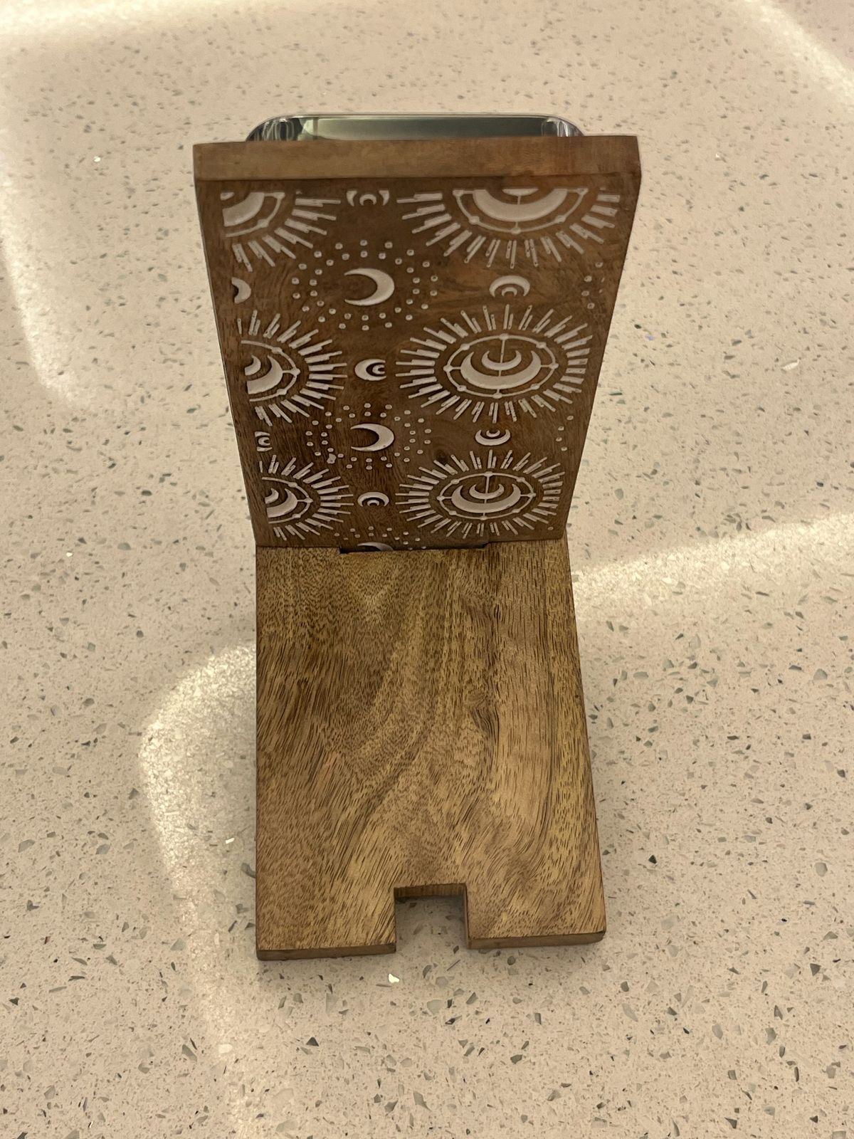 Mobile stand
