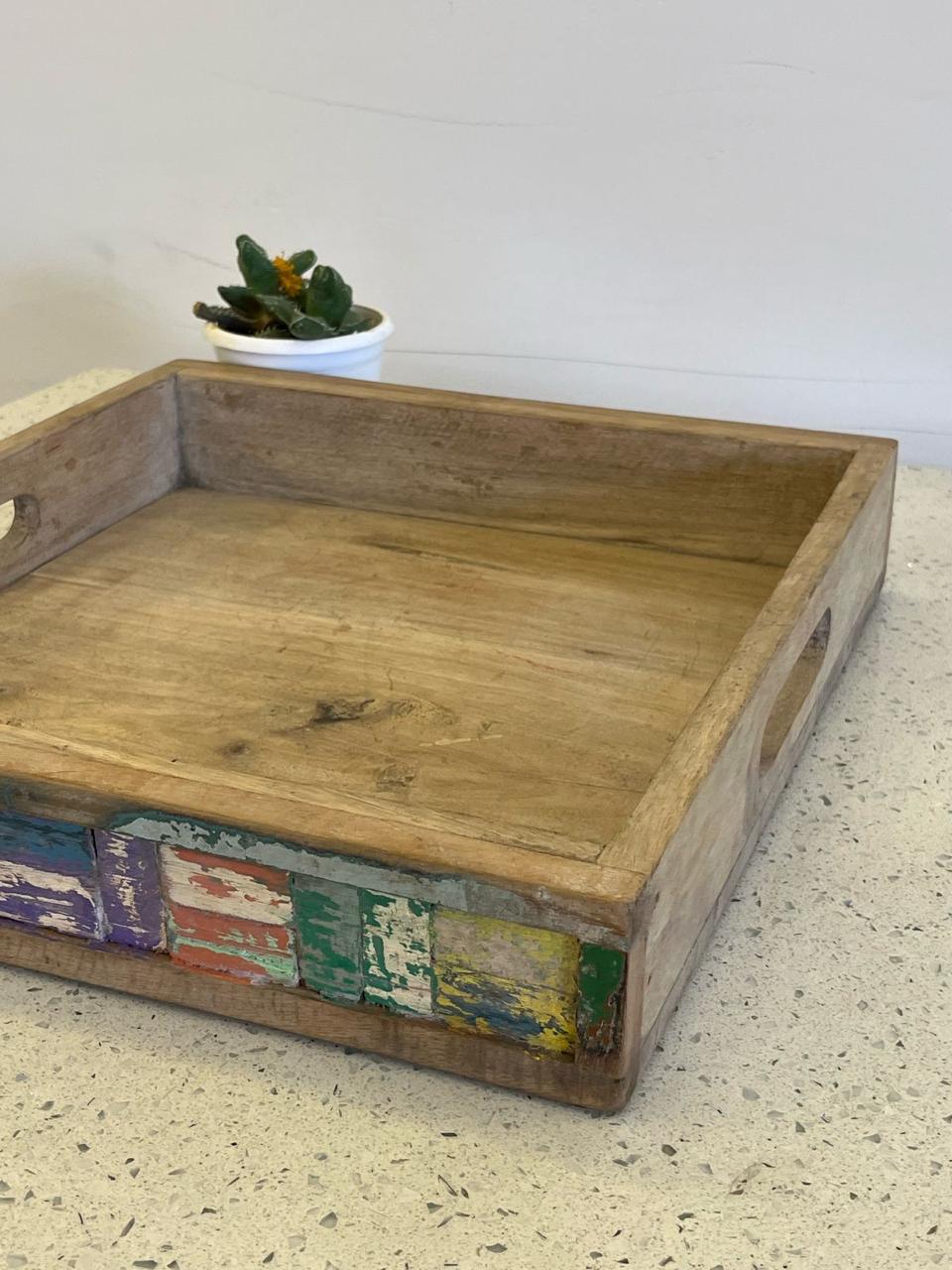 Mango wooden tray with carving