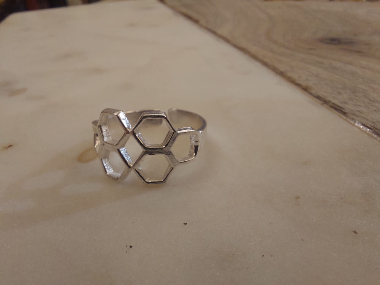 Honeycomb rings
