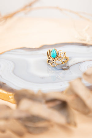 Lotus adjustable brass ring